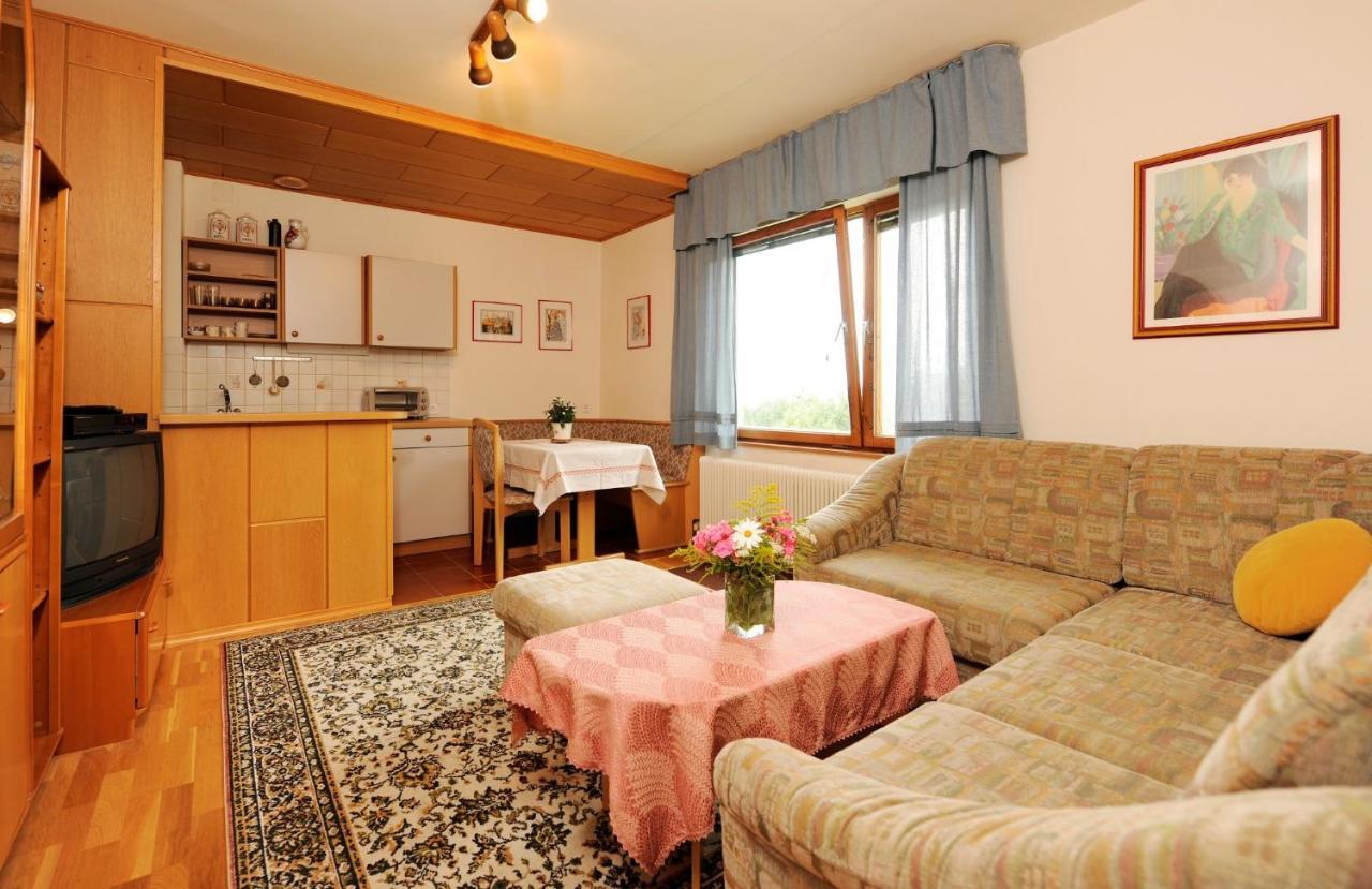 Gaestezimmer Weiss Maria Taferl Room photo