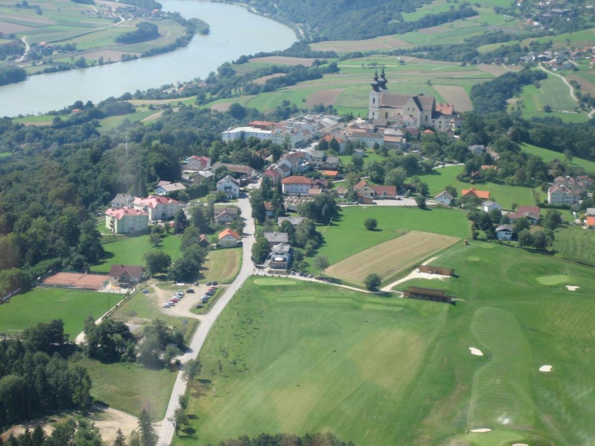 Gaestezimmer Weiss Maria Taferl Exterior photo